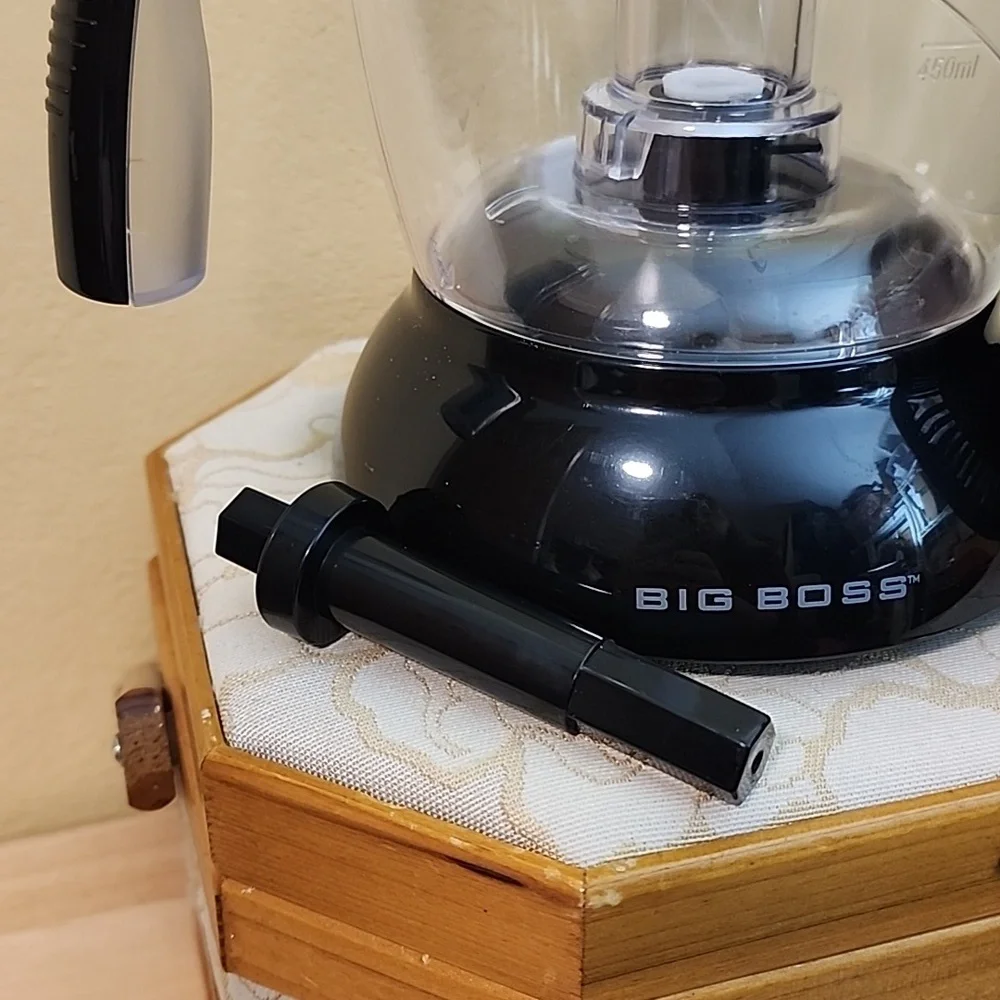 Big Boss Electric Citrus Juicer - Picture 4 of 7